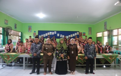 Jaksa Masuk Sekolah